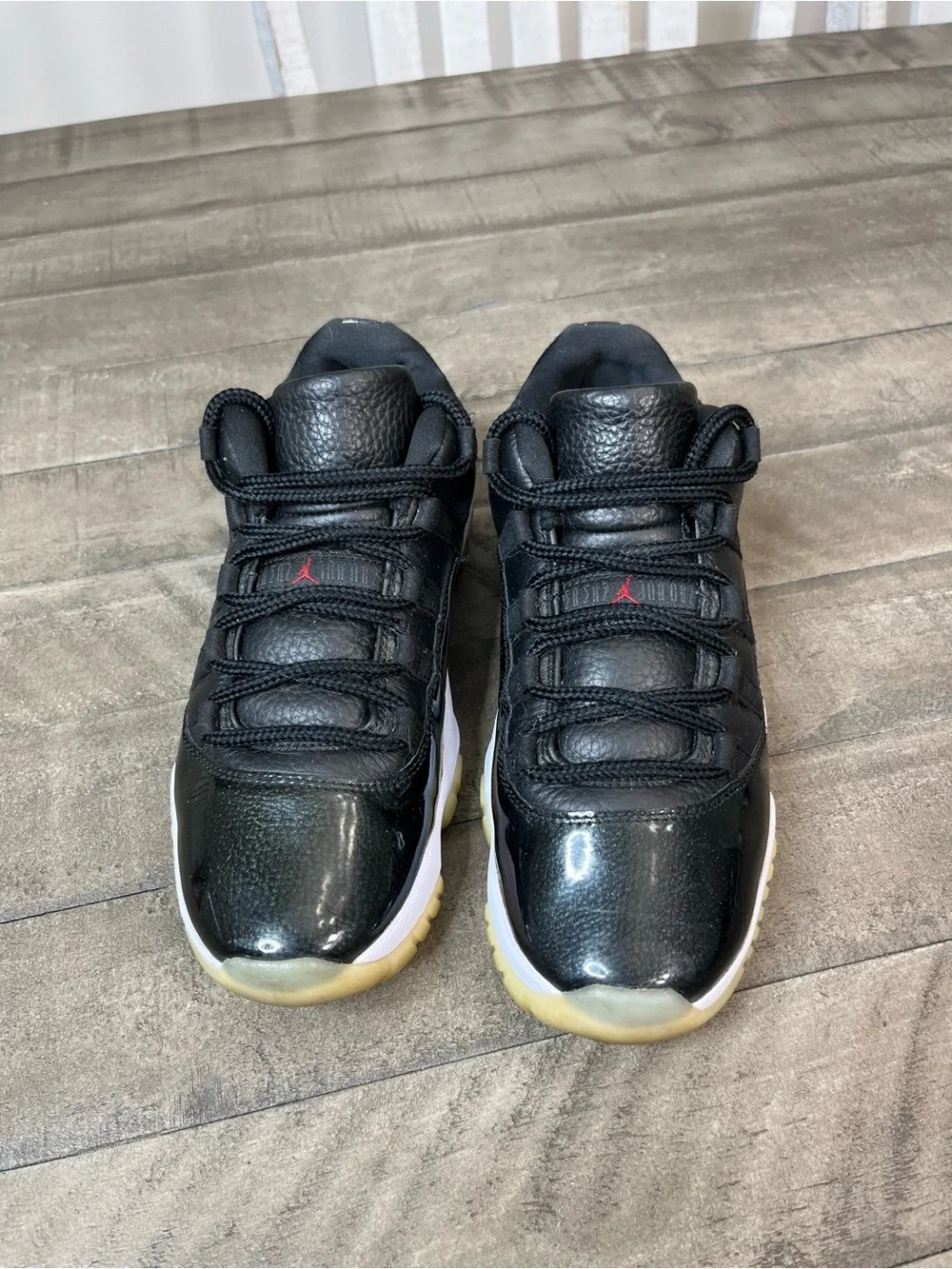 Nike Air Jordan 11 Retro Low 72-10 Men's Sneakers Size 8.5